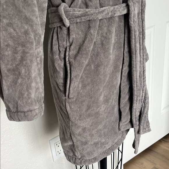 Lacoste Gray Hooded Robe - Picture 5 of 8